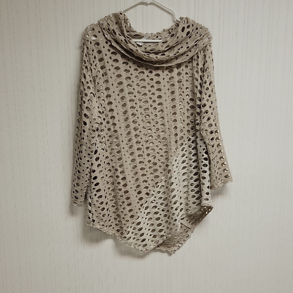 Lulu-B Cowl Neck holy Sweater taupe Medium coastal grandma Indie